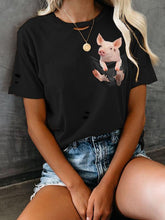 将图片加载到图库查看器，Pocket Piglet T-Shirt
