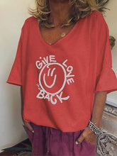 将图片加载到图库查看器，Plus Size GIVE LOVE BACK Letter Print T-Shirt
