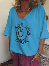 将图片加载到图库查看器，Plus Size GIVE LOVE BACK Letter Print T-Shirt
