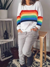 将图片加载到图库查看器，Plus Size Rainbow Printed Long-Sleeved Top
