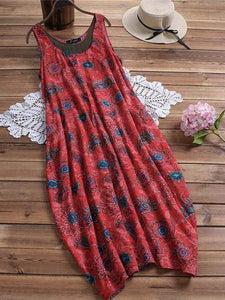 Plus size sleeveless printed pocket dress