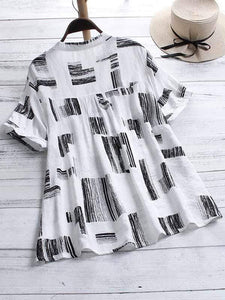 Plus size printed short-sleeved shirt